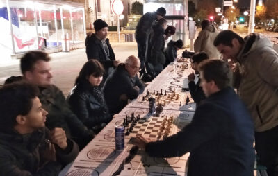 Schach spielen in der Bücherei oder unter den Sternen - Wien